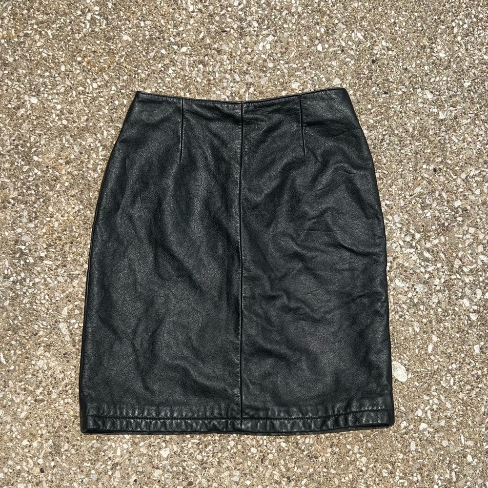 Maxima Wilson’s Leather Black Pencil Skirt